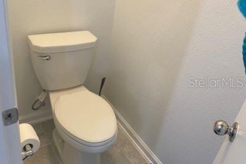 Villa ou maison à vendre à Kissimmee, Floride: 5 chambres, 221.85 m2 № 2095539 - photo 27