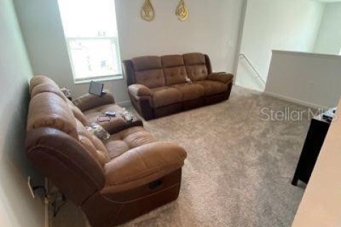Villa ou maison à vendre à Kissimmee, Floride: 5 chambres, 221.85 m2 № 2095539 - photo 17