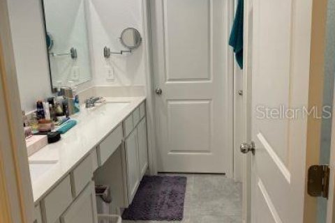 Villa ou maison à vendre à Kissimmee, Floride: 5 chambres, 221.85 m2 № 2095539 - photo 29