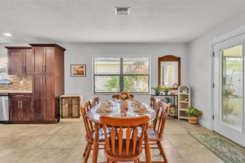 Villa ou maison à vendre à Lakeland, Floride: 3 chambres, 209.31 m2 № 1886972 - photo 18