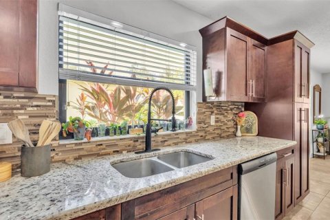 Villa ou maison à vendre à Lakeland, Floride: 3 chambres, 209.31 m2 № 1886972 - photo 9