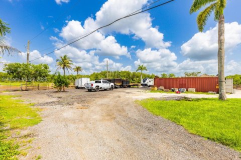 Propiedad comercial en venta en Boynton Beach, Florida № 1871551 - foto 16
