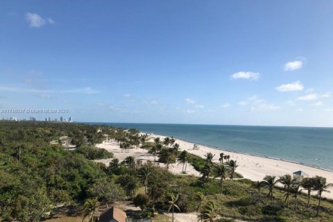 Copropriété à louer à Key Biscayne, Floride: 2 chambres, 117.06 m2 № 1859743 - photo 2
