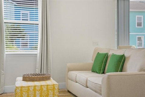Touwnhouse à vendre à Kissimmee, Floride: 4 chambres, 159.05 m2 № 2232877 - photo 15