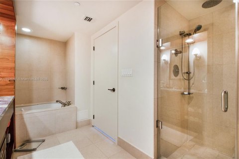 Copropriété à vendre à Miami Beach, Floride: 1 chambre, 81.1 m2 № 1945880 - photo 10