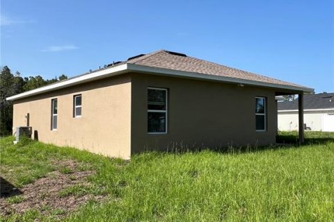House in Citrus Springs, Florida 4 bedrooms, 144.09 sq.m. № 1771713 - photo 2