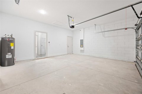 House in Citrus Springs, Florida 4 bedrooms, 144.09 sq.m. № 1771713 - photo 23