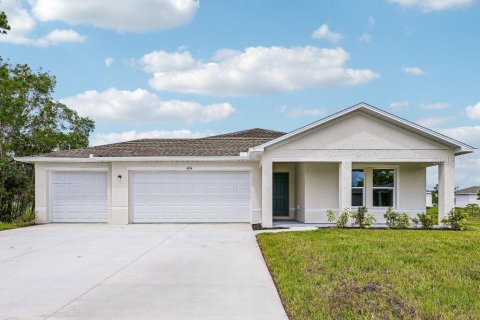 Villa ou maison à Port Charlotte, Floride 4 chambres, 167.97 m2 № 2238285