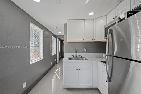 Villa ou maison à vendre à Miami, Floride: 3 chambres, 96.62 m2 № 2293970 - photo 24