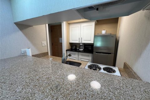 Apartment in Palm Harbor, Florida 1 bedroom, 49.24 sq.m. № 1910316 - photo 7