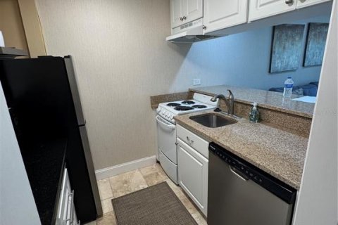 Apartment in Palm Harbor, Florida 1 bedroom, 49.24 sq.m. № 1910316 - photo 8