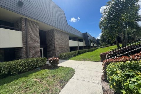 Apartment in Palm Harbor, Florida 1 bedroom, 49.24 sq.m. № 1910316 - photo 2
