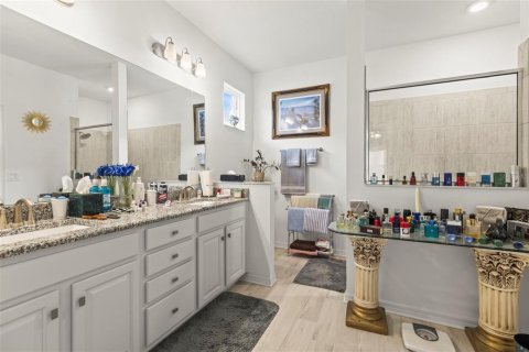 Casa en venta en Spring Hill, Florida, 4 dormitorios, 182.83 m2 № 1775436 - foto 8