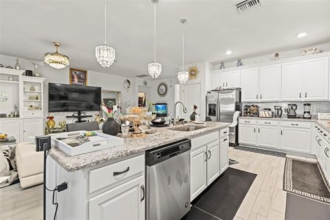 Casa en venta en Spring Hill, Florida, 4 dormitorios, 182.83 m2 № 1775436 - foto 28
