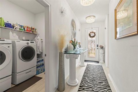 Casa en venta en Spring Hill, Florida, 4 dormitorios, 182.83 m2 № 1775436 - foto 12
