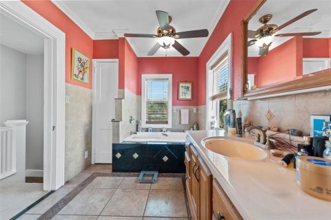 Casa en venta en Saint Petersburg, Florida, 3 dormitorios, 198.16 m2 № 1550339 - foto 29