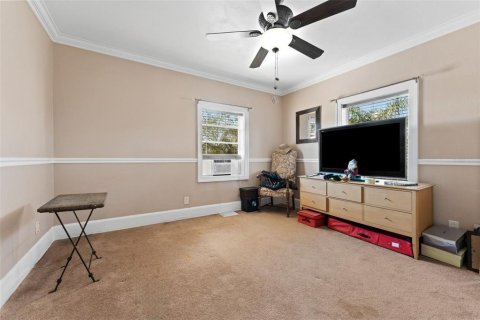 Casa en venta en Saint Petersburg, Florida, 3 dormitorios, 198.16 m2 № 1550339 - foto 2