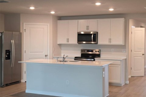 House in Parrish, Florida 4 bedrooms, 169.83 sq.m. № 2389166 - photo 6