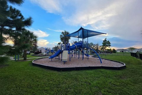 House in Parrish, Florida 4 bedrooms, 169.83 sq.m. № 2389166 - photo 20