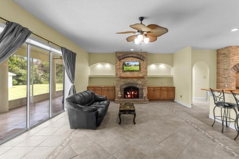 House in Lecanto, Florida 3 bedrooms, 303.23 sq.m. № 1886181 - photo 16