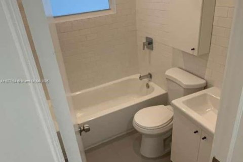 Villa ou maison à louer à North Miami, Floride: 1 chambre, 65.03 m2 № 1923860 - photo 15