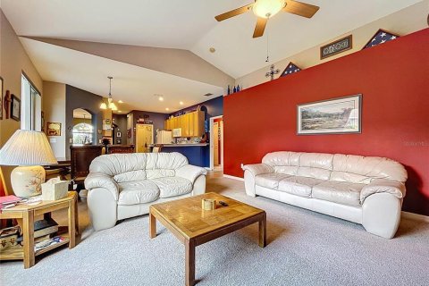 House in Land O' Lakes, Florida 4 bedrooms, 206.43 sq.m. № 1787358 - photo 17