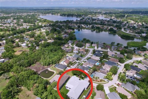 House in Land O' Lakes, Florida 4 bedrooms, 206.43 sq.m. № 1787358 - photo 6