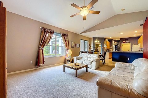 House in Land O' Lakes, Florida 4 bedrooms, 206.43 sq.m. № 1787358 - photo 15