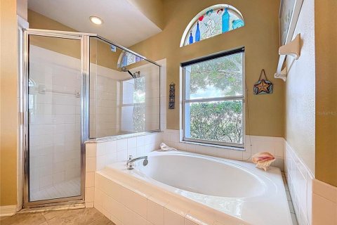 House in Land O' Lakes, Florida 4 bedrooms, 206.43 sq.m. № 1787358 - photo 29