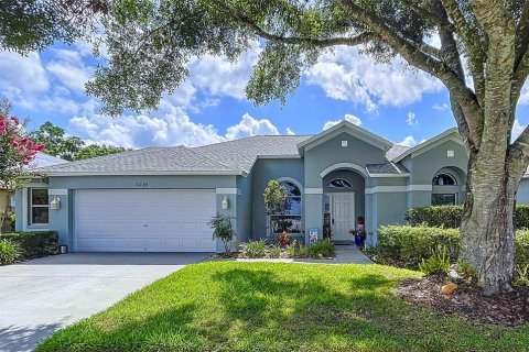 House in Land O' Lakes, Florida 4 bedrooms, 206.43 sq.m. № 1787358 - photo 1