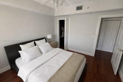 Apartamento en alquiler en Coral Gables, Florida, 2 dormitorios, 104.79 m2 № 2058738 - foto 27