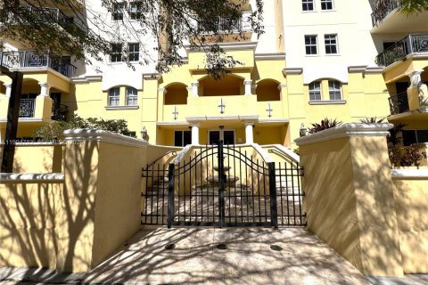 Apartamento en alquiler en Coral Gables, Florida, 2 dormitorios, 104.79 m2 № 2058738 - foto 5