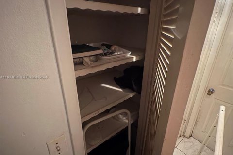 Condominio en venta en Miami, Florida, 2 dormitorios, 166.2 m2 № 2032449 - foto 18