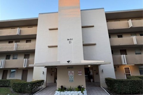 Condominio en venta en Miami, Florida, 2 dormitorios, 166.2 m2 № 2032449 - foto 24