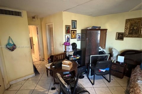 Condominio en venta en Miami, Florida, 2 dormitorios, 166.2 m2 № 2032449 - foto 12