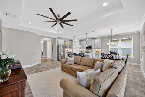 House in Palmetto, Florida 3 bedrooms, 204.85 sq.m. № 2101022 - photo 7