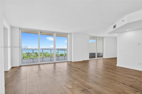 Condominio en venta en Miami, Florida, 3 dormitorios, 151.06 m2 № 2011701 - foto 8