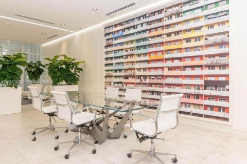 Condominio en venta en Miami, Florida, 3 dormitorios, 151.06 m2 № 2011701 - foto 25