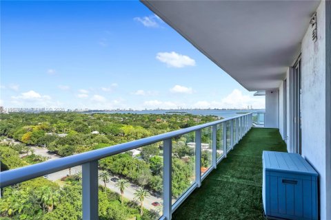 Condominio en venta en Miami, Florida, 3 dormitorios, 151.06 m2 № 2011701 - foto 12