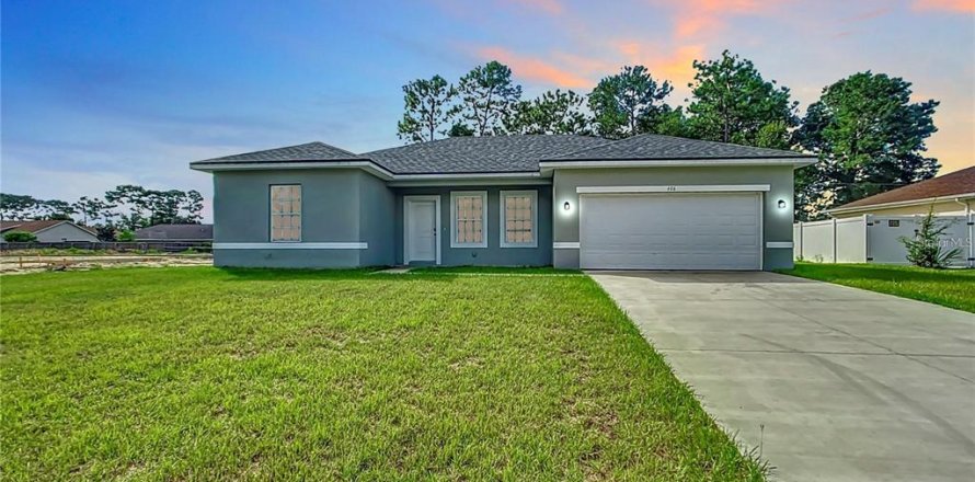 House in Ocala, Florida 4 bedrooms, 146.6 sq.m. № 2210832