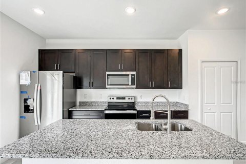 House in Ocala, Florida 4 bedrooms, 146.6 sq.m. № 2210832 - photo 11