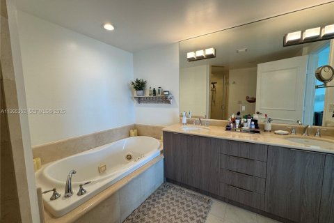 Copropriété à vendre à Fort Lauderdale, Floride: 3 chambres, 197.88 m2 № 2026953 - photo 20