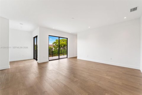 House in Weston, Florida 5 bedrooms № 2086893 - photo 8