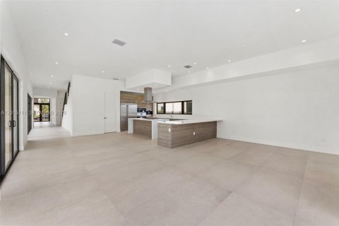 House in Weston, Florida 5 bedrooms № 2086893 - photo 6