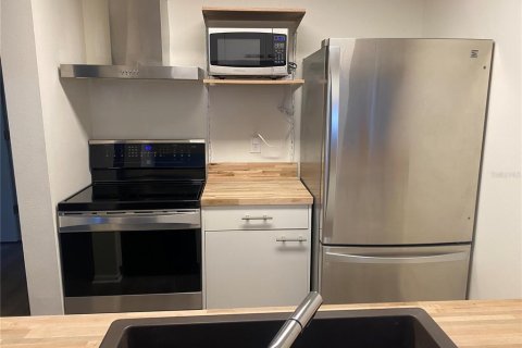Купить кондоминиум в Брейдентон, Флорида 4 комнаты, 84.73м2, № 2093940 - фото 8