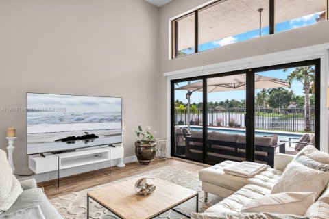 Villa ou maison à vendre à Weston, Floride: 5 chambres, 273.13 m2 № 1964915 - photo 22