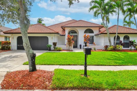 Villa ou maison à vendre à Weston, Floride: 5 chambres, 273.13 m2 № 1964915 - photo 1