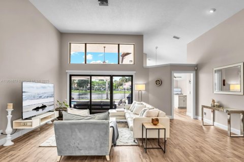 Villa ou maison à vendre à Weston, Floride: 5 chambres, 273.13 m2 № 1964915 - photo 11