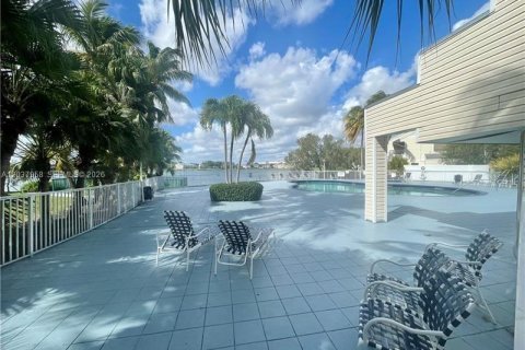 Condominio en alquiler en Oakland Park, Florida, 1 dormitorio, 81.01 m2 № 2089558 - foto 18