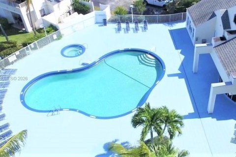 Condominio en alquiler en Oakland Park, Florida, 1 dormitorio, 81.01 m2 № 2089558 - foto 19